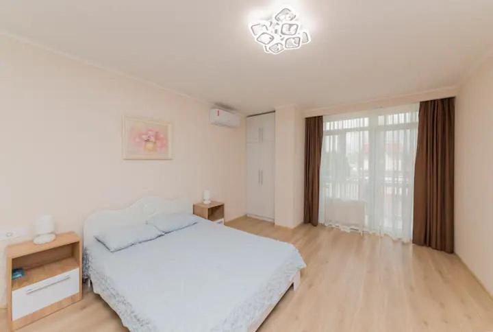 Comfortable Apartment In The Centre Odessa Exterior foto